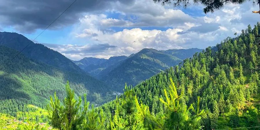 1699876737_470328-jibhi-tirthan-valley-tour-package-slider-image